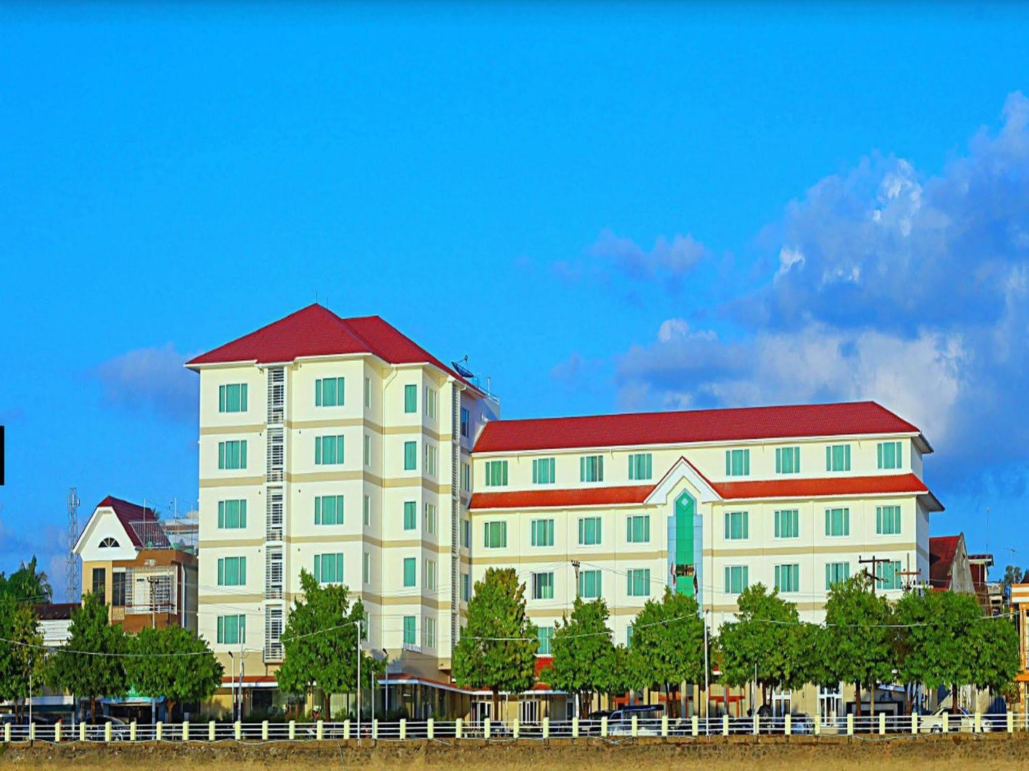 Ngwe Moe Hotel Mawlamyine Luaran gambar