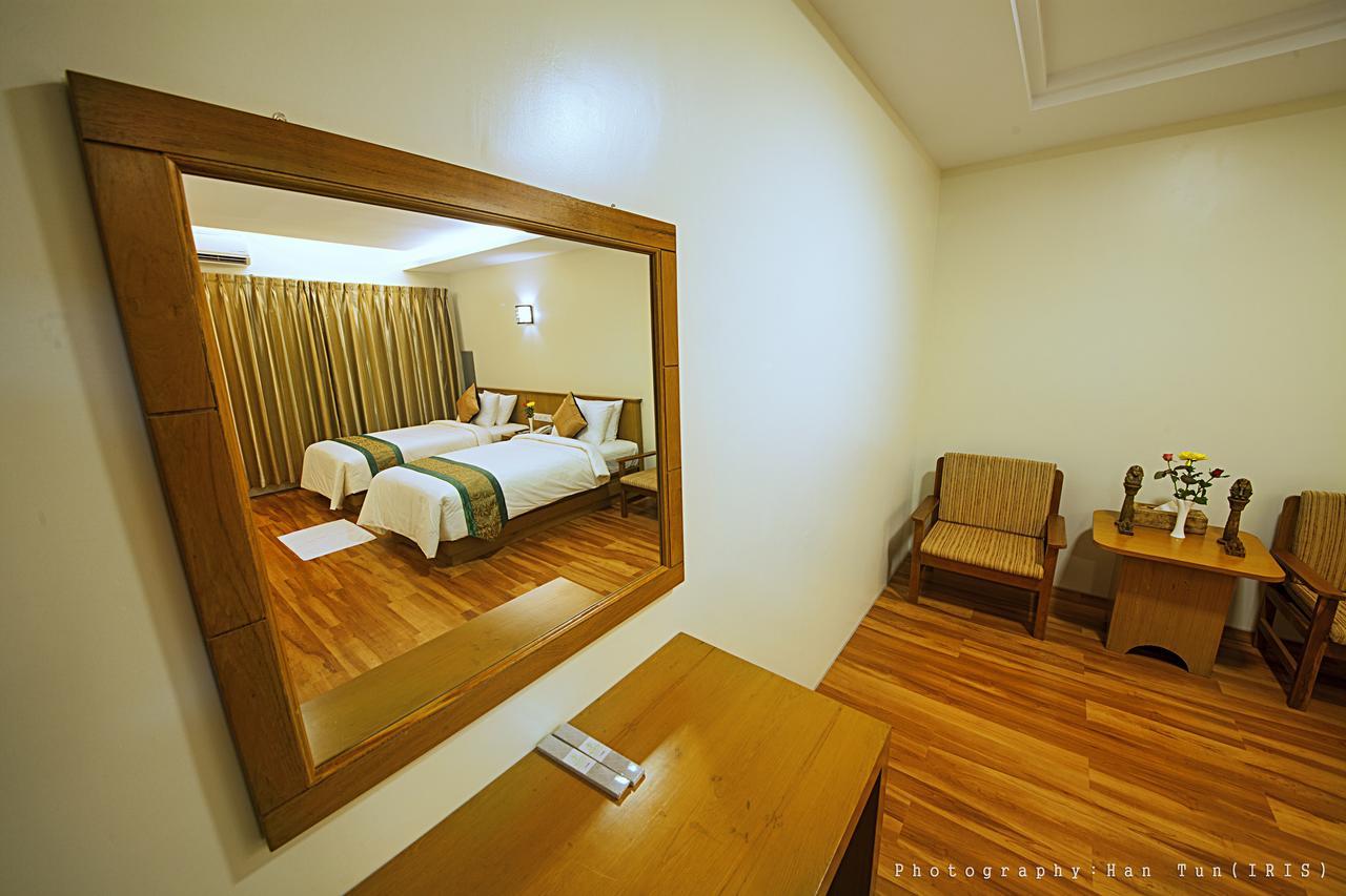 Ngwe Moe Hotel Mawlamyine Luaran gambar