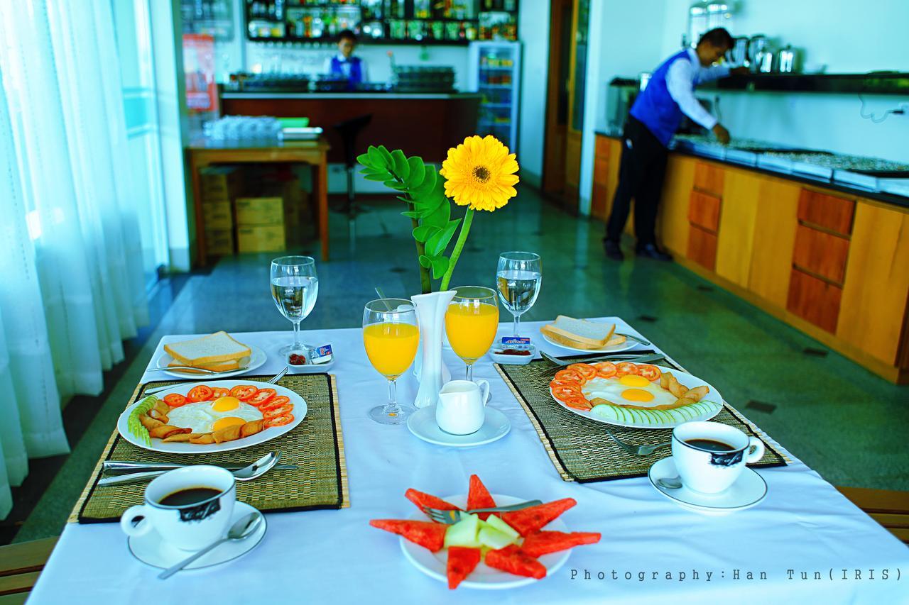 Ngwe Moe Hotel Mawlamyine Luaran gambar