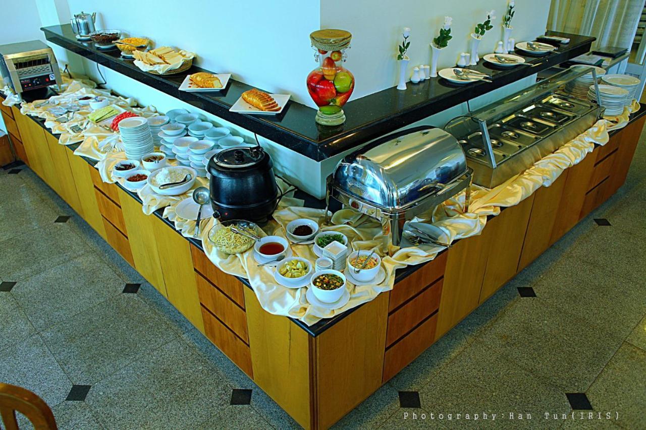 Ngwe Moe Hotel Mawlamyine Luaran gambar