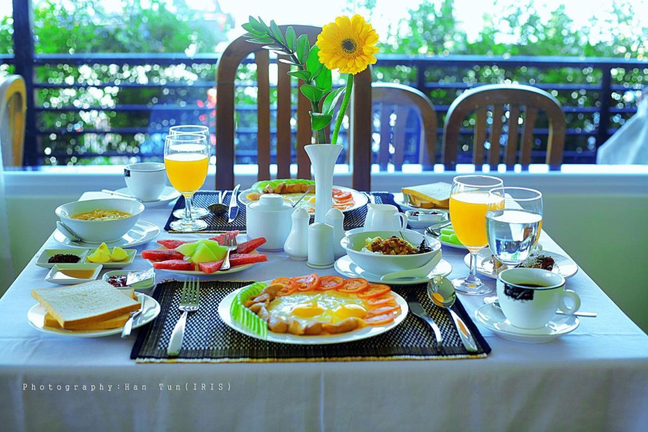 Ngwe Moe Hotel Mawlamyine Luaran gambar
