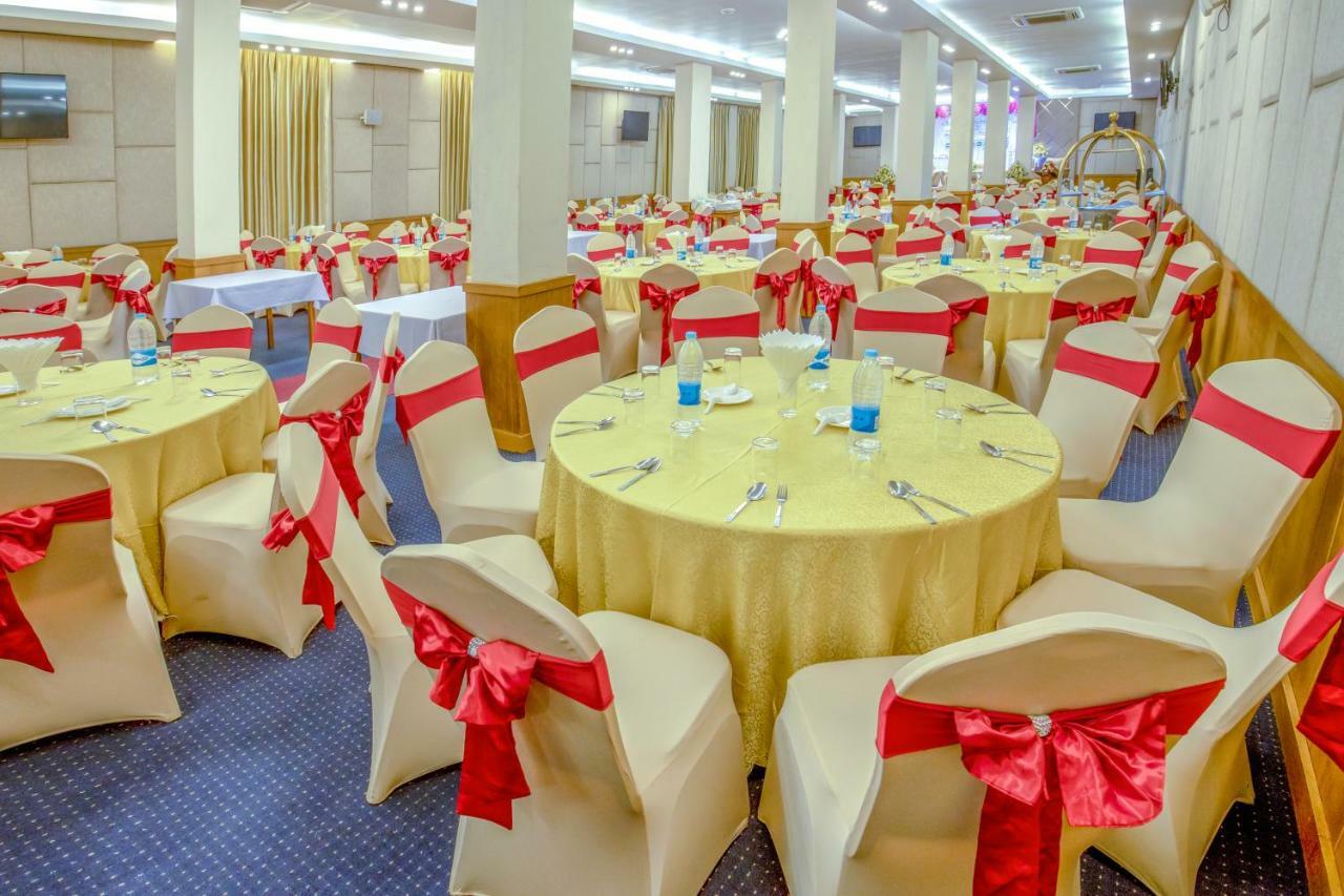 Ngwe Moe Hotel Mawlamyine Luaran gambar